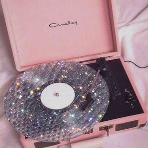 Meet your Posher, Alivia